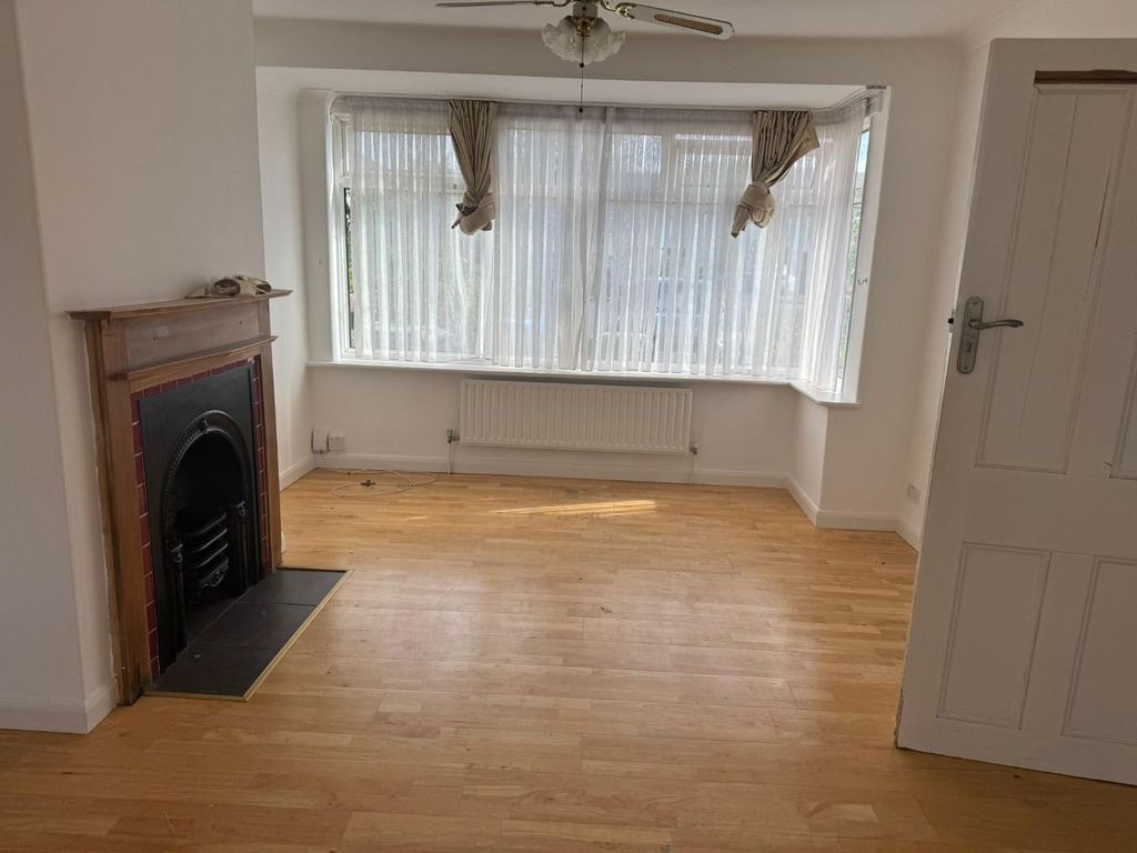 Property photo 2 of 7 2.Jpg