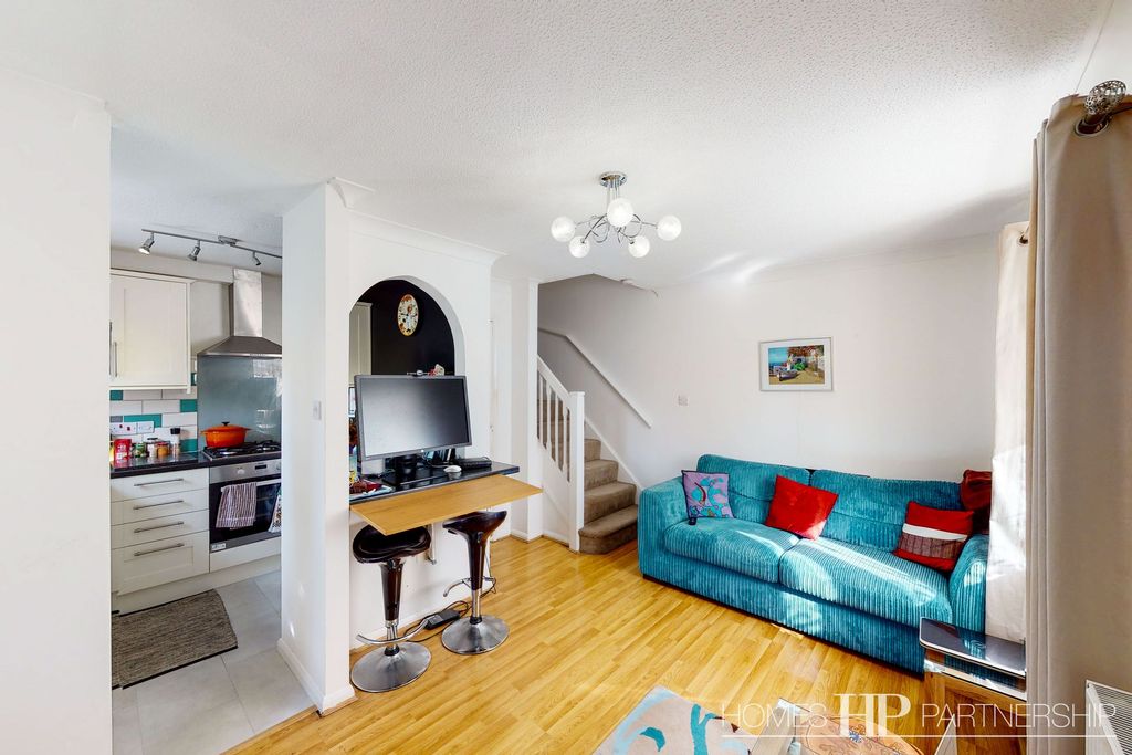Property photo 2 of 13
