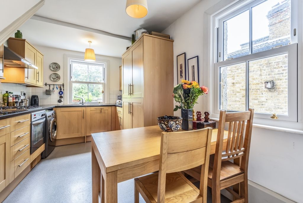 Property photo 3 of 12 536424 (4)