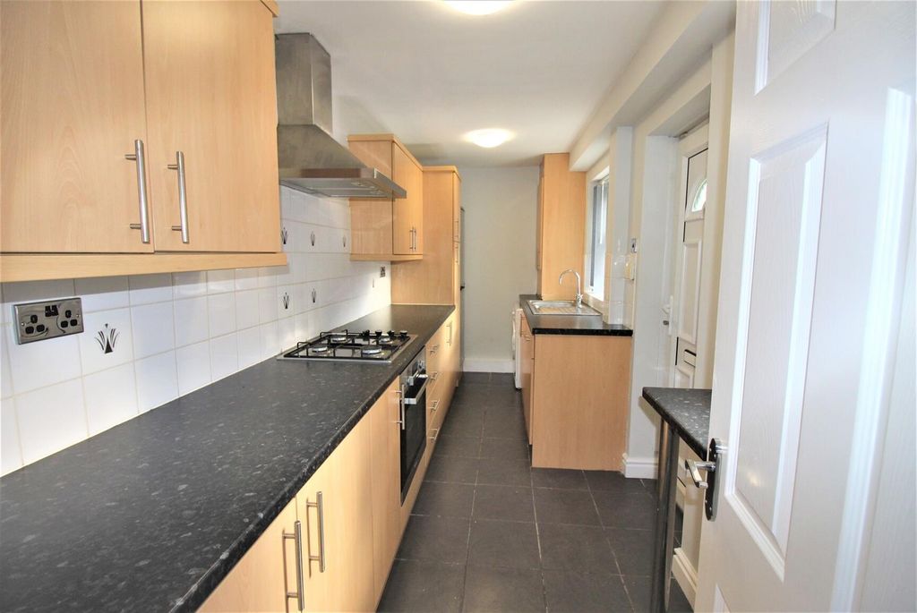 Property photo 2 of 11 2 - .Jpg