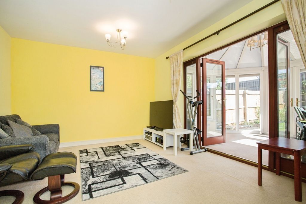 Property photo 3 of 15 Photo