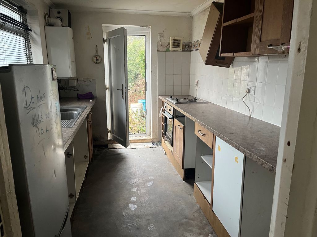 Property photo 3 of 11