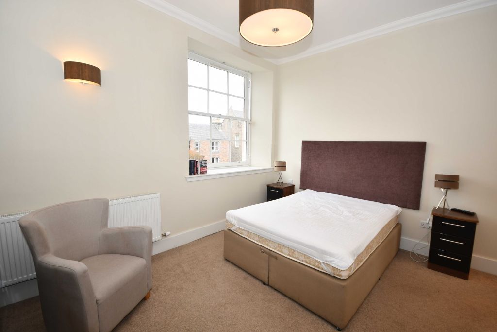 Property photo 3 of 9 Photo