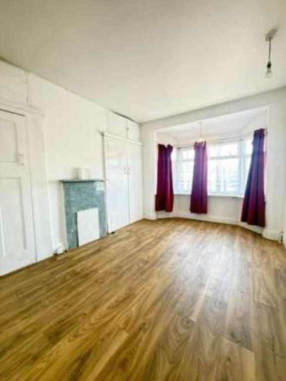Property photo 2 of 4