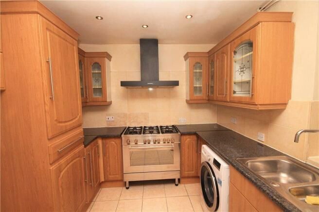 Property photo 2 of 8 Kitchen