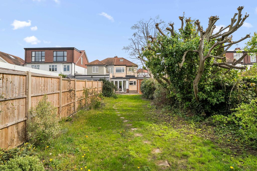 Property photo 2 of 15 Photo 22