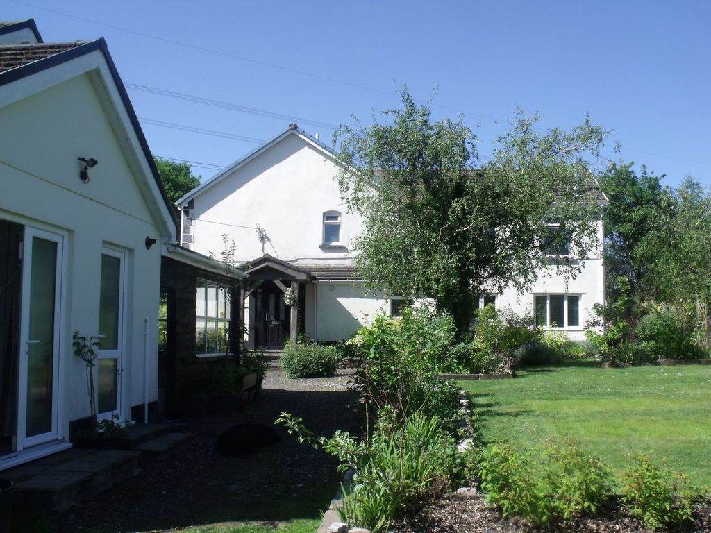 Property photo 1 of 35