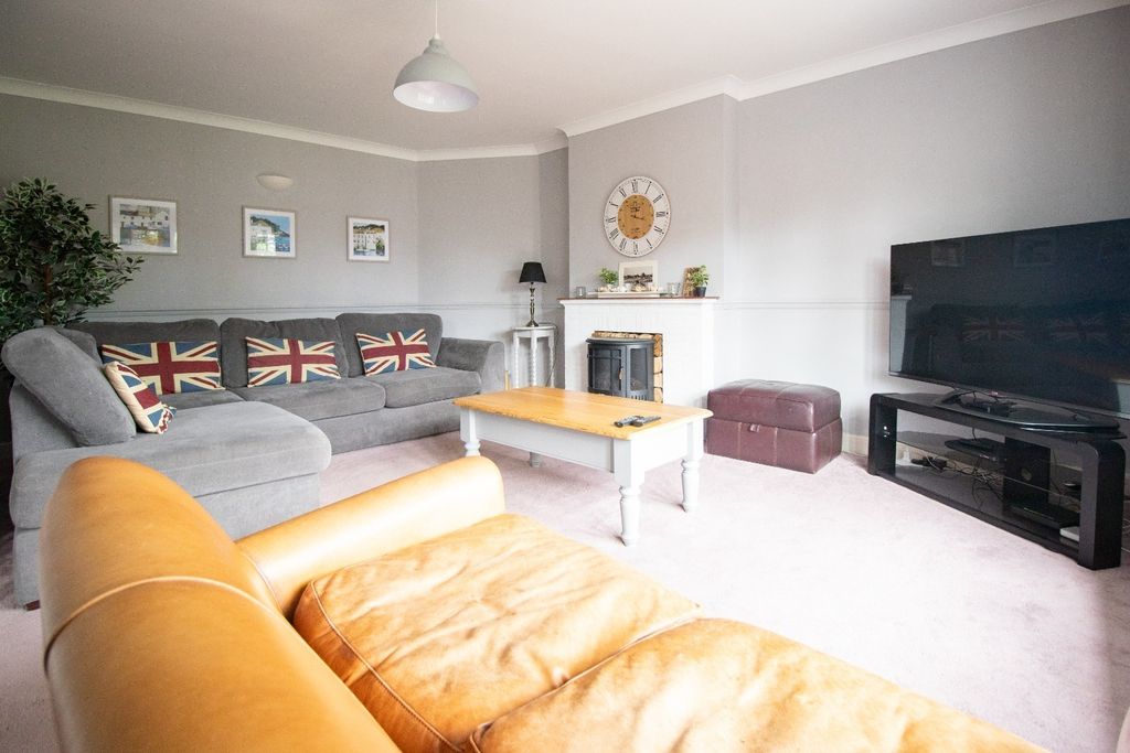 Property photo 3 of 24 3132655