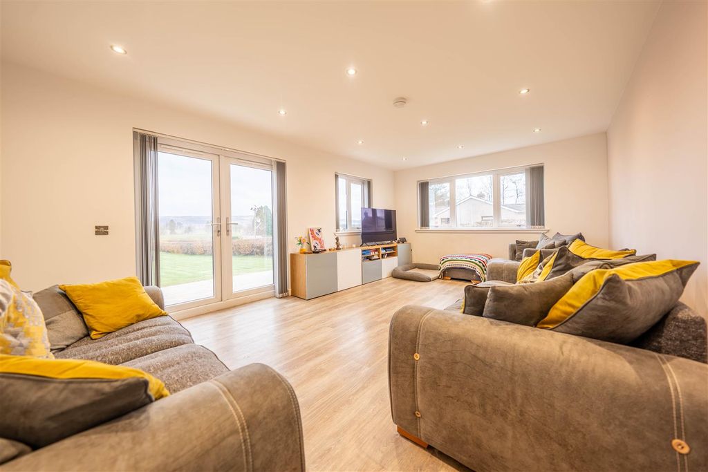 Property photo 3 of 49 Dsc00774-Hdr.Jpg