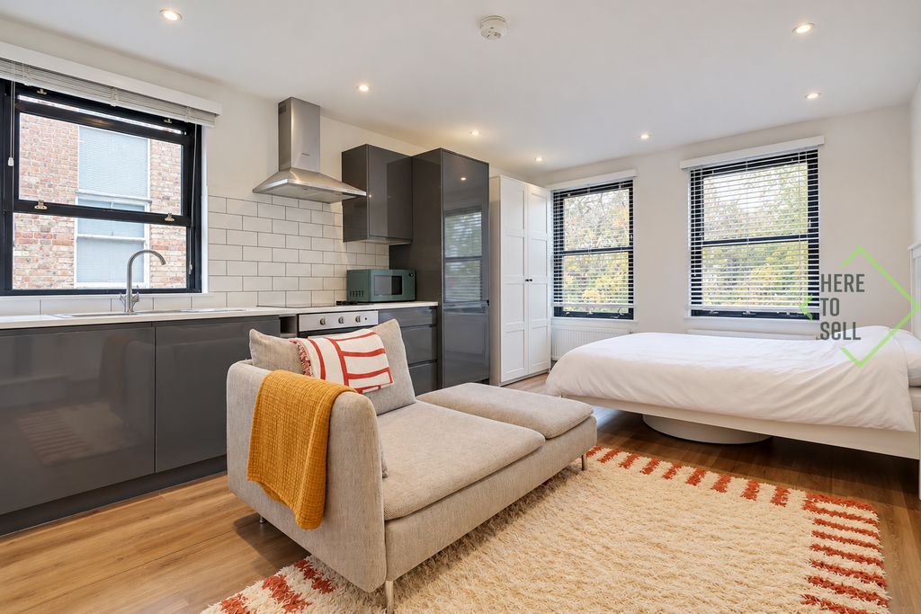 Property photo 1 of 12 Friern Park N12-1
