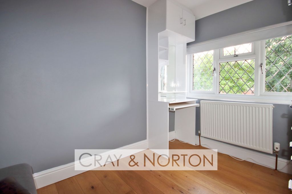 Property photo 3 of 5 Photo 2