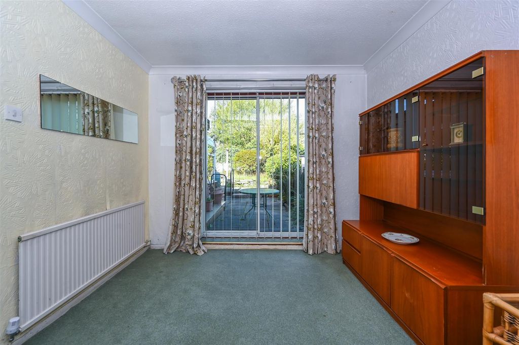 Property photo 3 of 33 Furness Avenue - Reception Room
