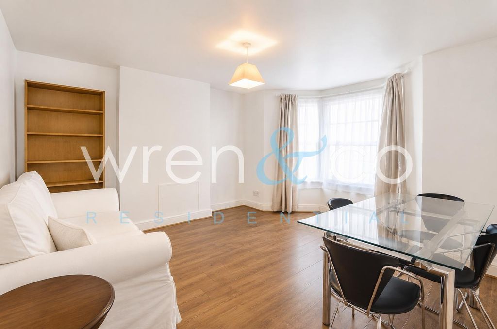 Property photo 1 of 10 1 Bedroom Maisonette For Rent