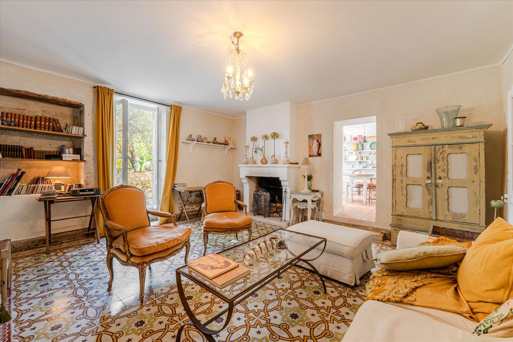 Property photo 2 of 26 Image