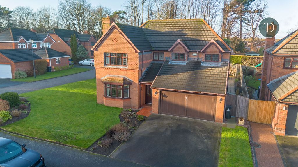 Property photo 2 of 34