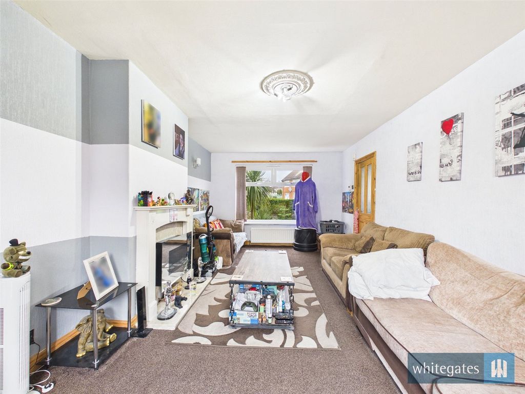Property photo 3 of 12 Picture No. 04