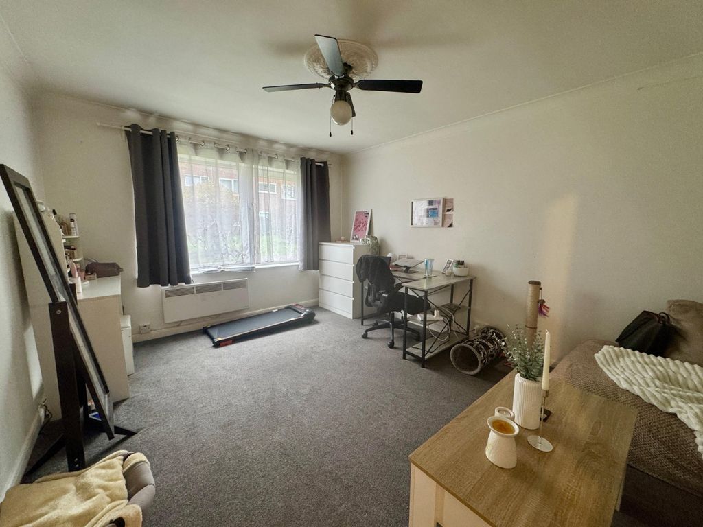 Property photo 2 of 10 Picture No. 09