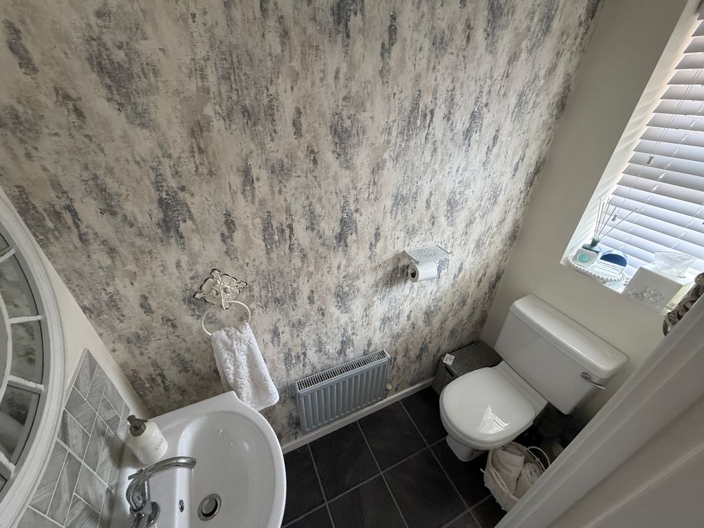 Property photo 3 of 16 Downstairs WC