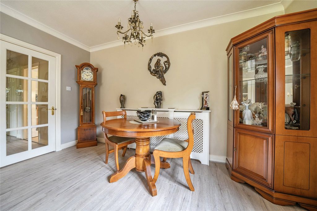 Property photo 3 of 26 Picture No. 25