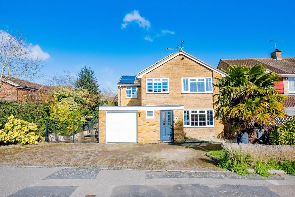 Property photo 1 of 23 Front