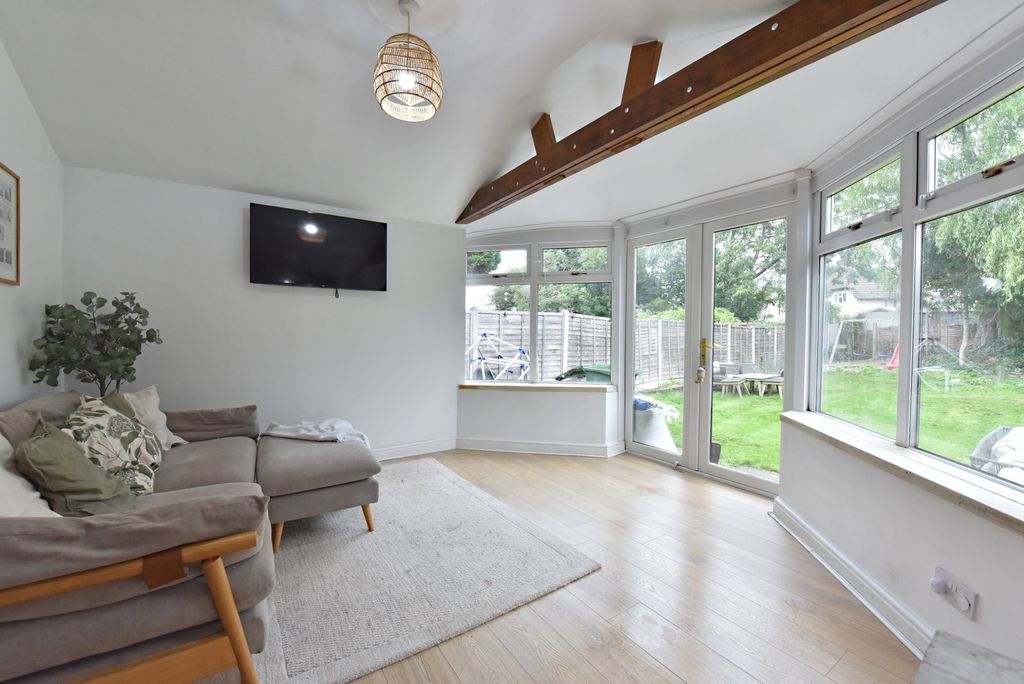 Property photo 3 of 22