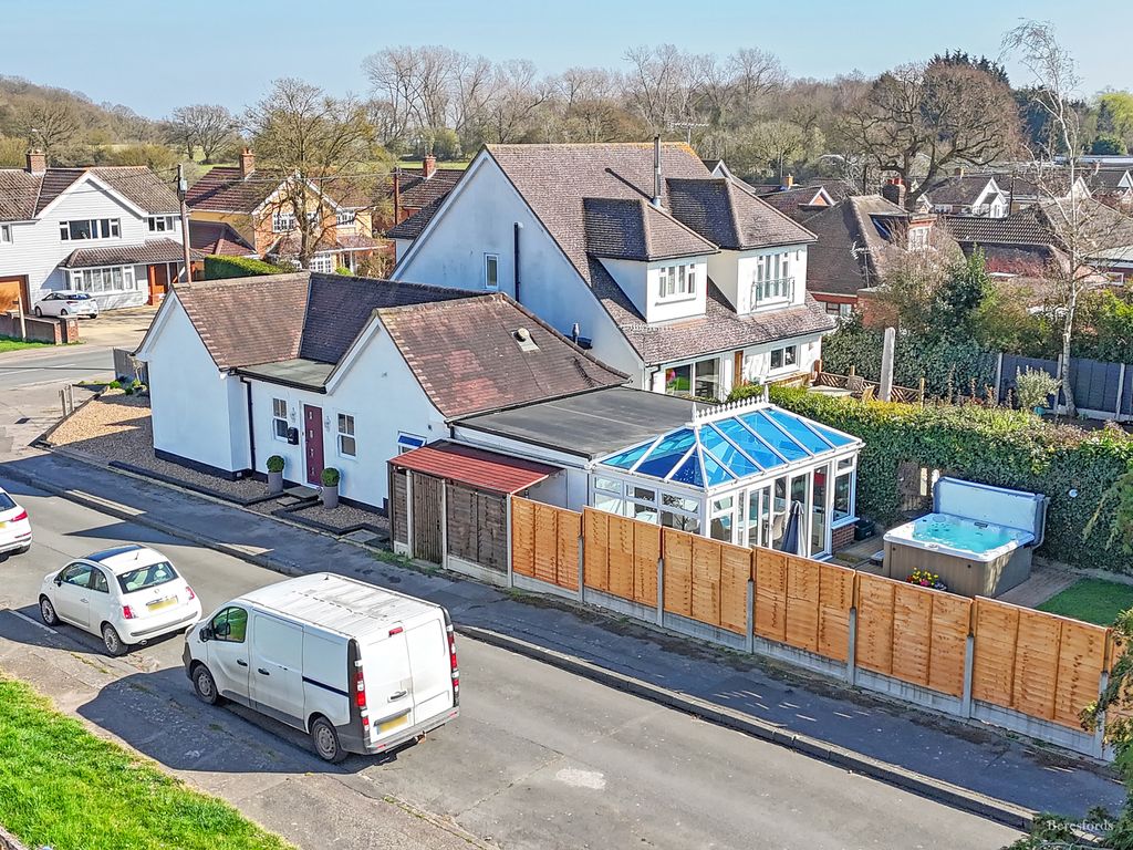 Property photo 3 of 19 Picture No. 07