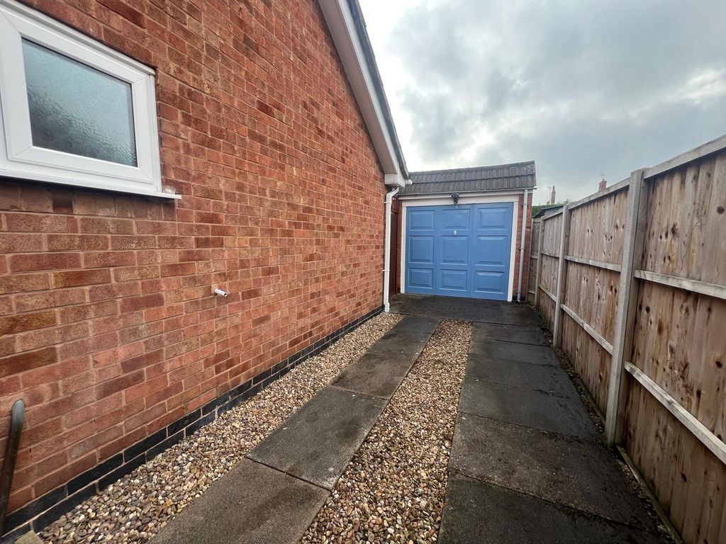 Property photo 3 of 17 Image