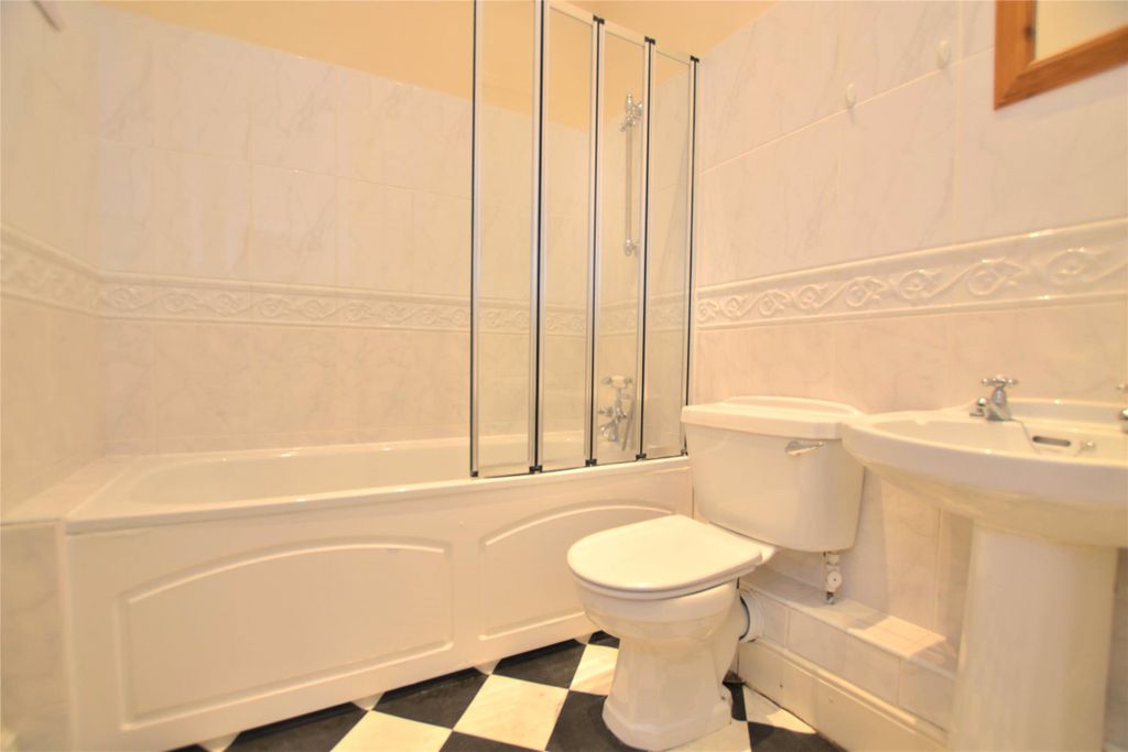 Property photo 2 of 11 Picture No. 03