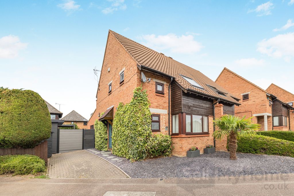 Property photo 1 of 27 _B6A8085