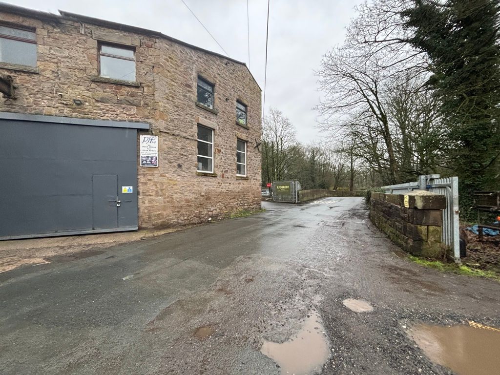 Property photo 2 of 7 Photo 2