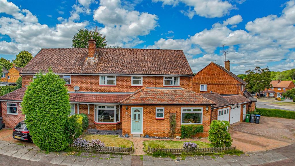 Property photo 1 of 34 Dji_20240704144844_0085_D.Jpg