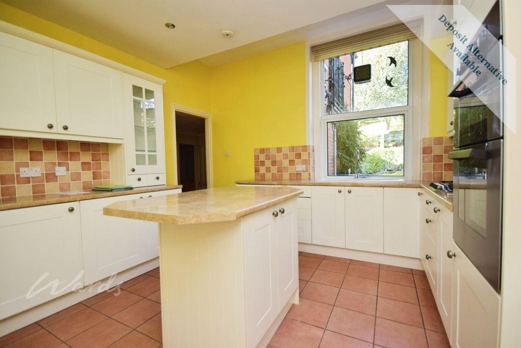 Property photo 2 of 13 Kitchen