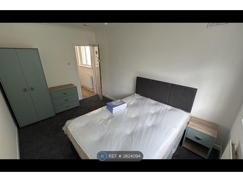 Property photo 1 of 2
