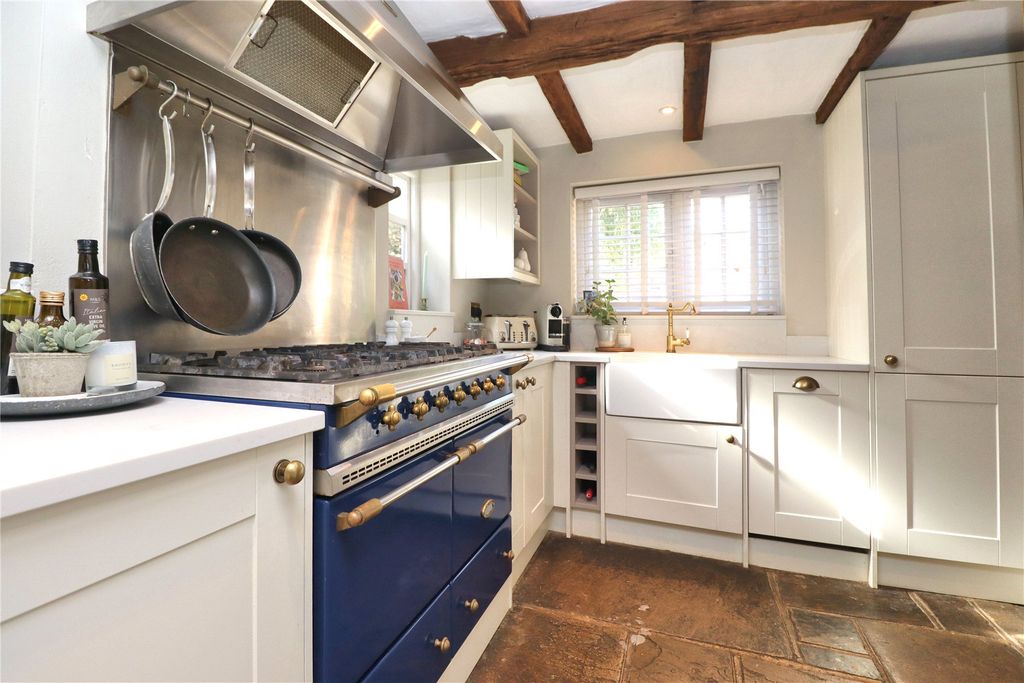 Property photo 3 of 20 Picture No. 02