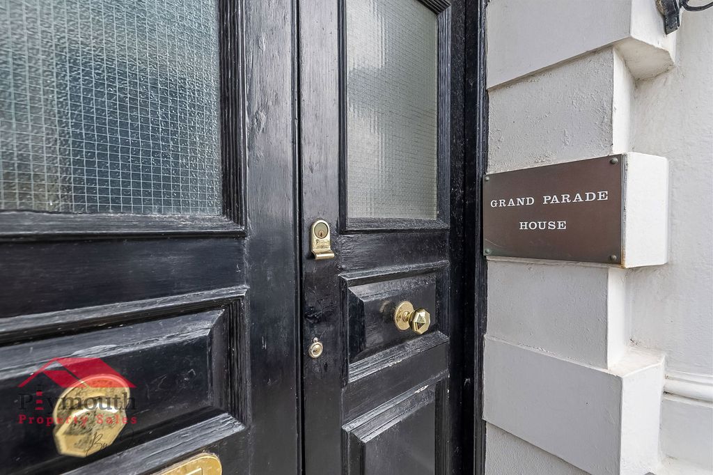 Property photo 3 of 26