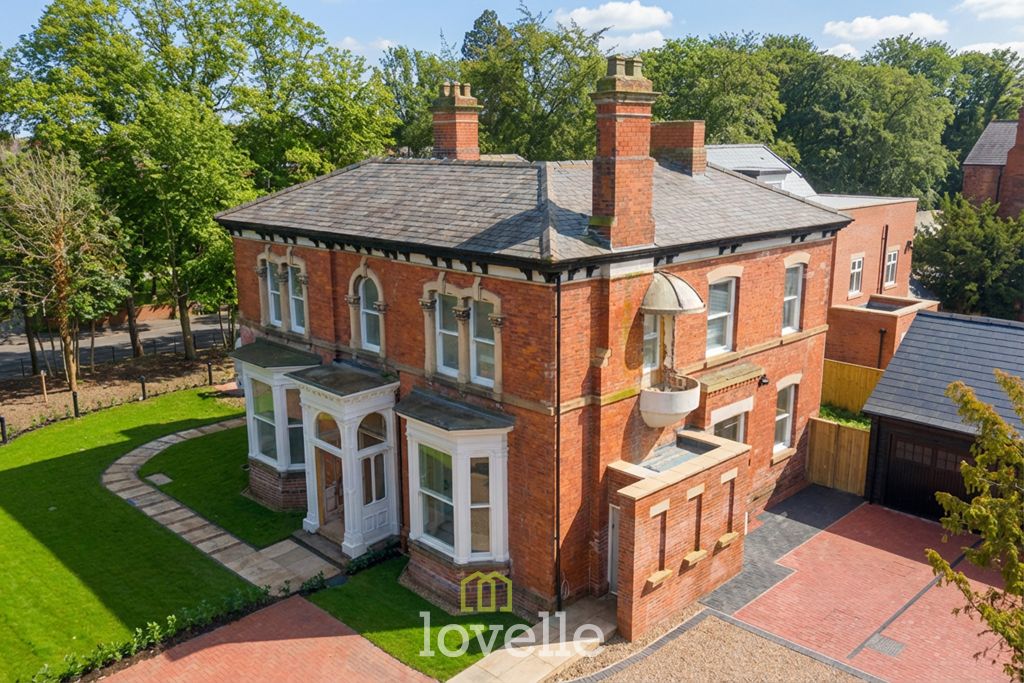 Property photo 2 of 13