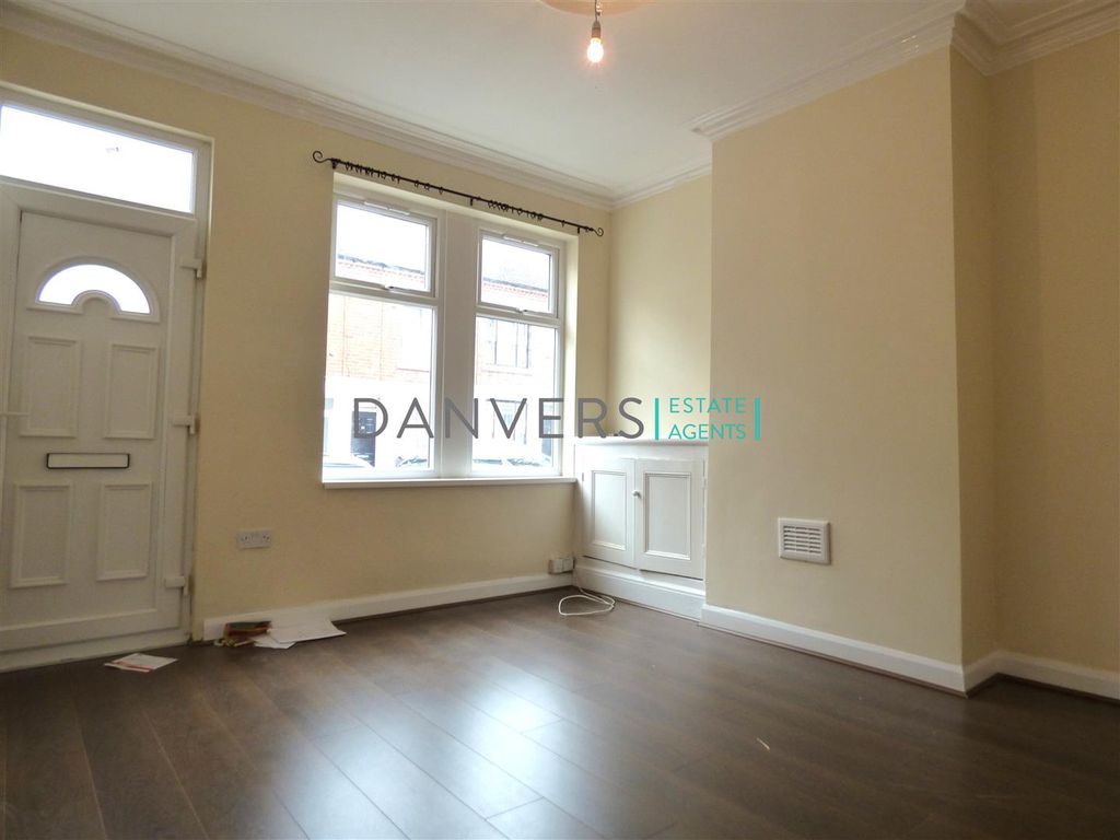 Property photo 2 of 8 P1090728.Jpg