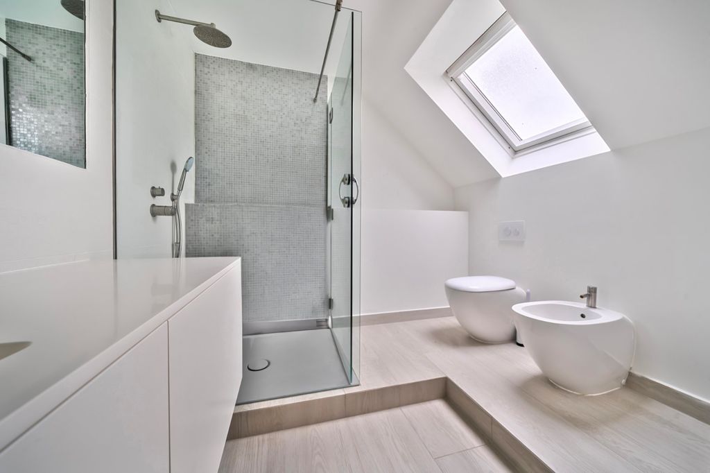 Property photo 3 of 22 Picture No. 20