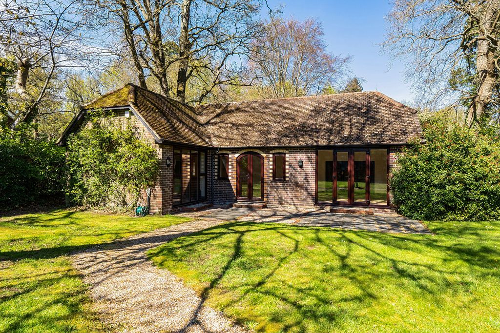 Property photo 1 of 18 Photo 15