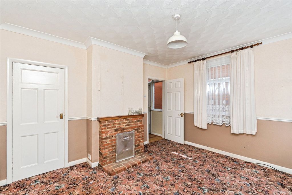 Property photo 3 of 26 Picture No. 30