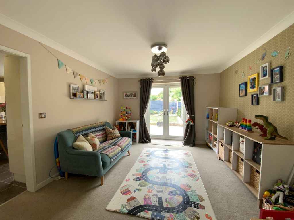 Property photo 3 of 21 Img_1254