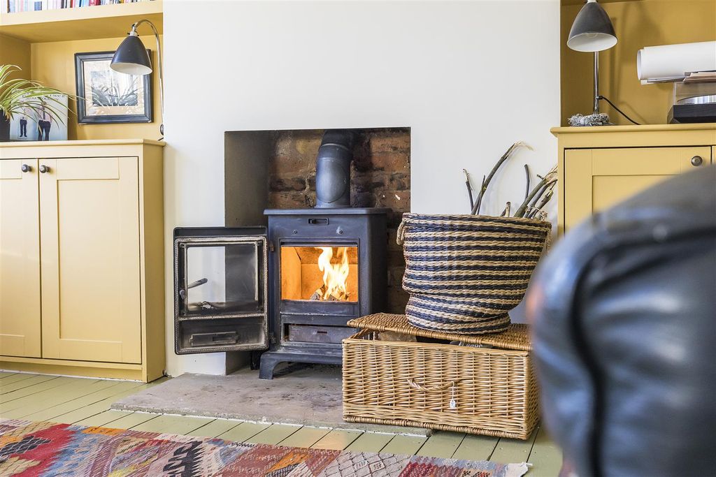 Property photo 3 of 16 3
