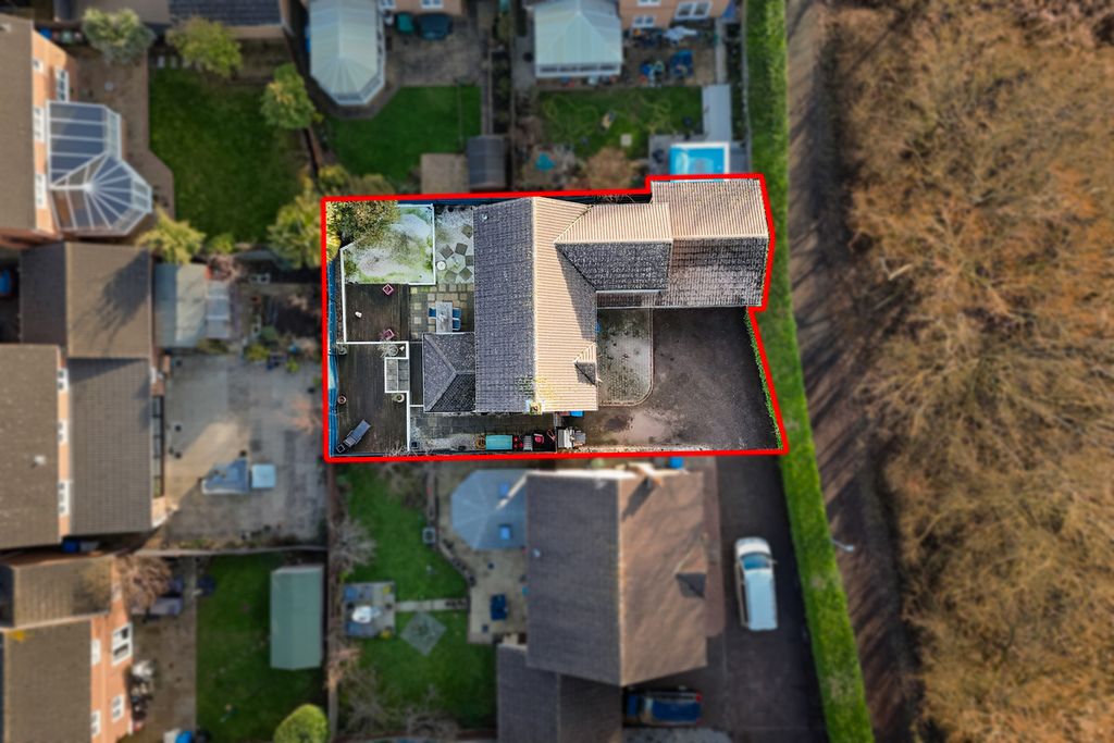 Property photo 2 of 45