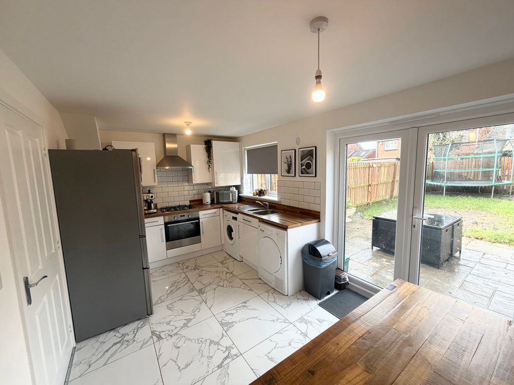 Additional image 10 of 3 bed semi-detached house for saleMaes Y Glo, Llanelli SA14