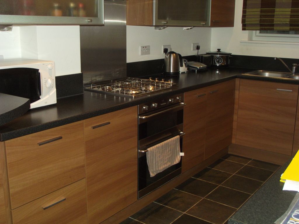 Property photo 2 of 11