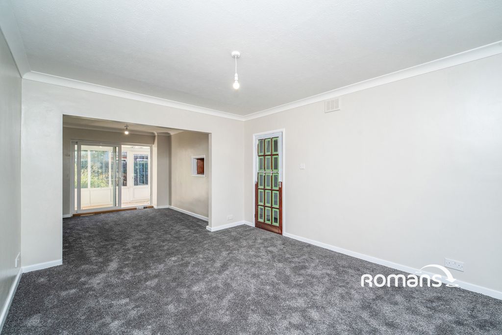 Property photo 2 of 14 Pbox-Img.Jpg