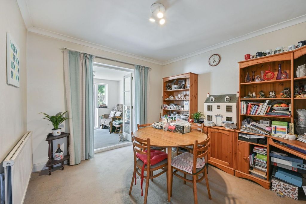 Property photo 3 of 14 Parklawn Avenue