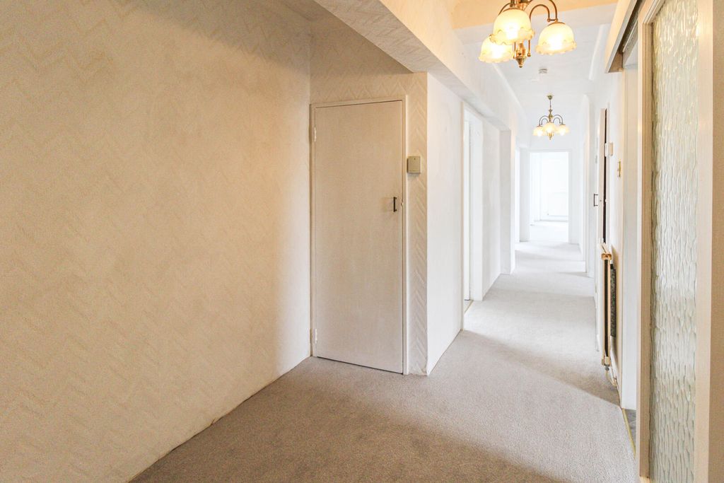 Property photo 3 of 13 Hallway