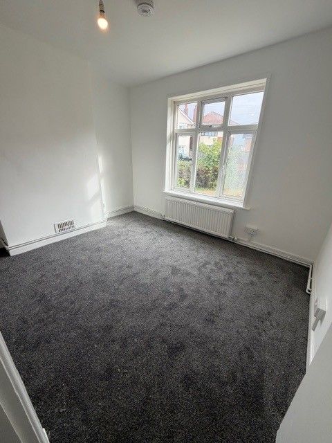 Property photo 2 of 7 2