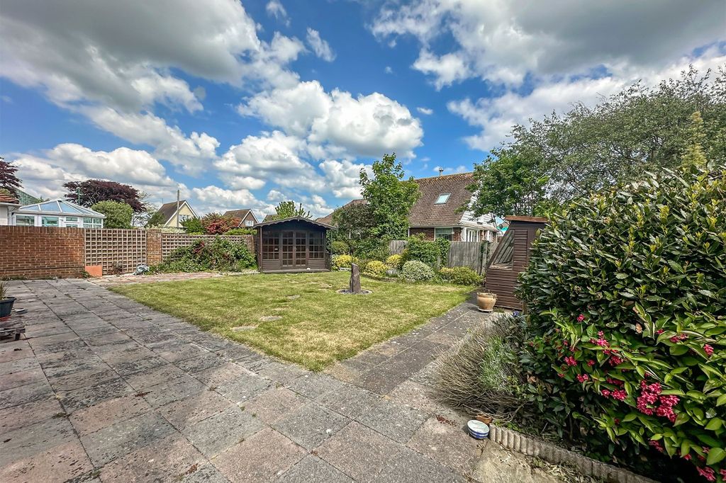 Property photo 3 of 17 Picture No. 37